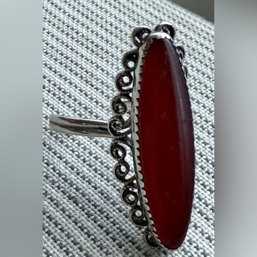 Beau Sterling Silver Red Stone Filigree Adjustable Vintage Ring - Picture 6 of 7